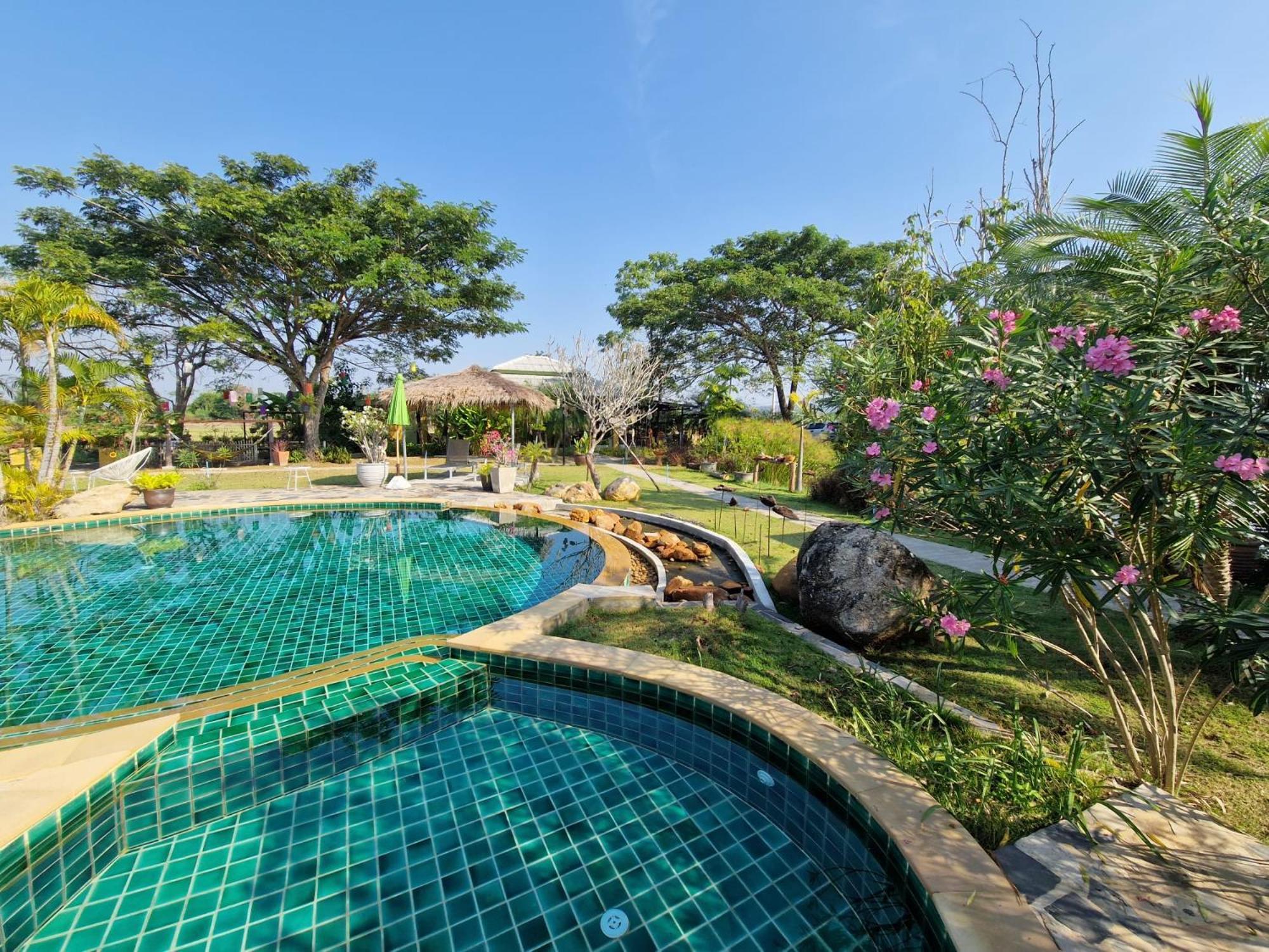 Phoo Na Resort Chiang Mai Bagian luar foto