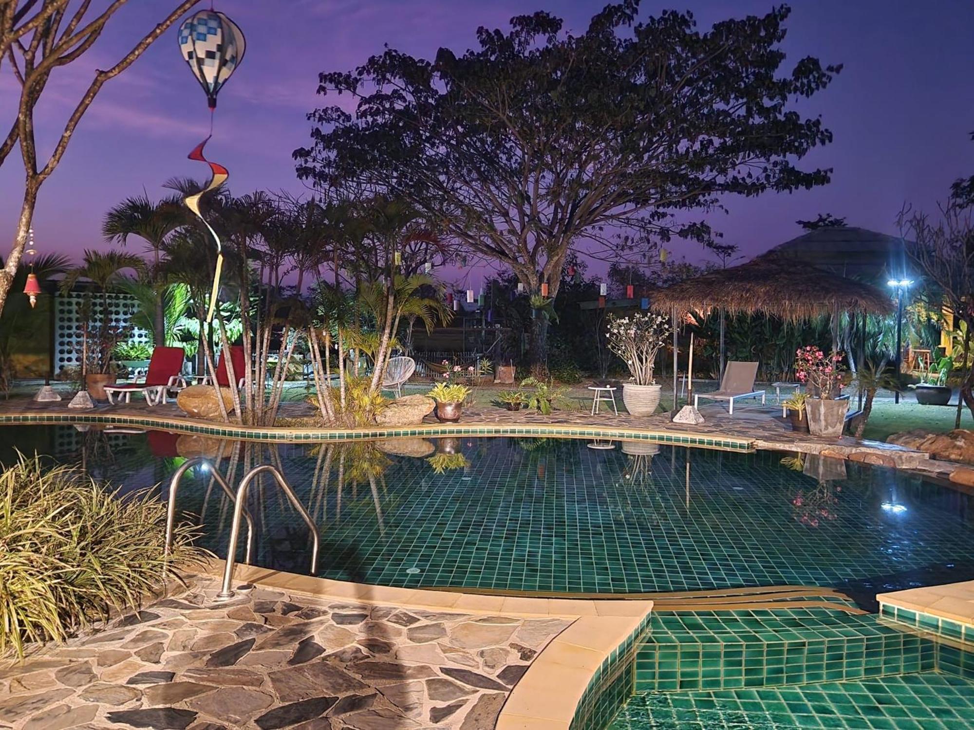 Phoo Na Resort Chiang Mai Bagian luar foto